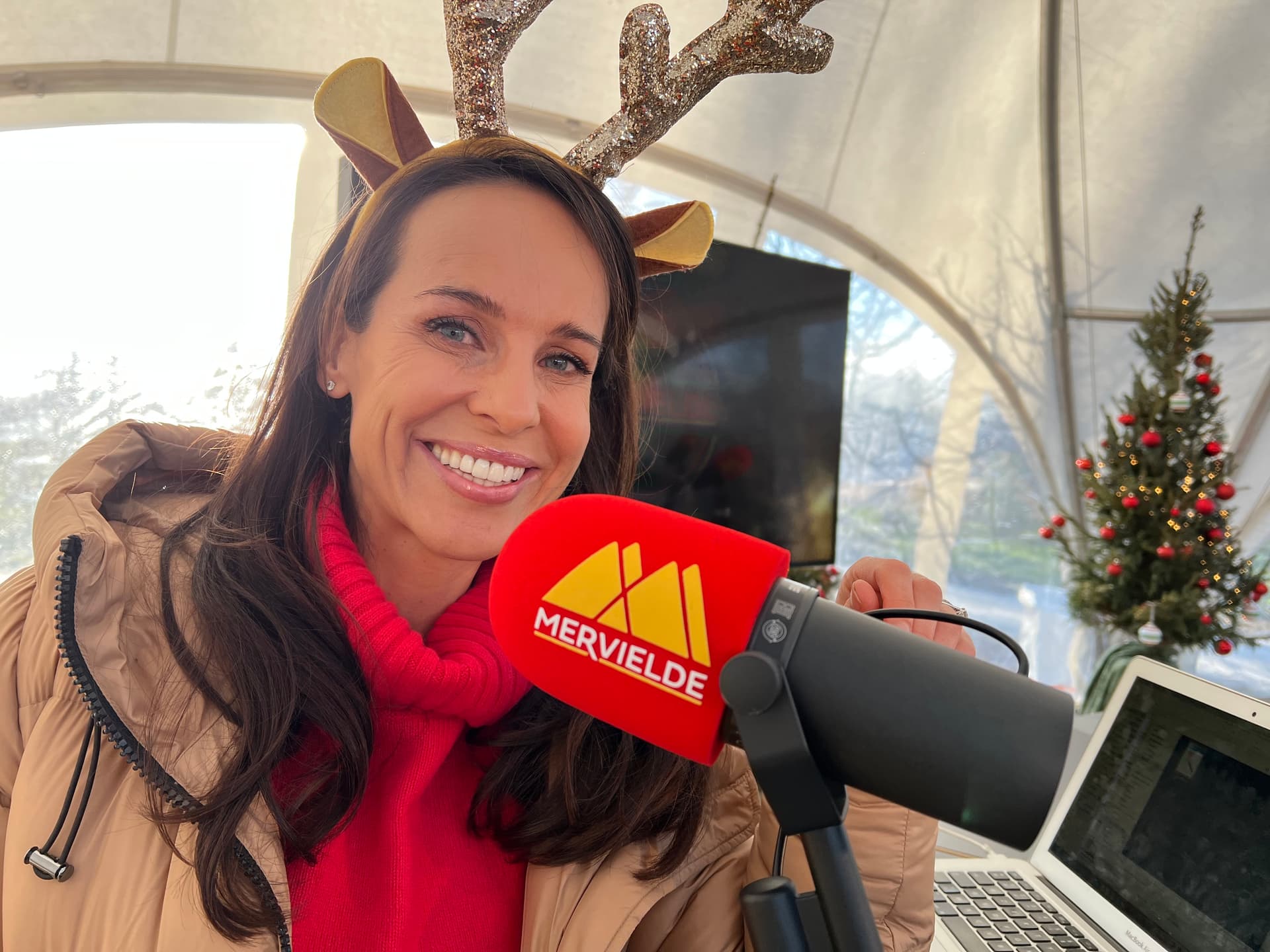 Organiseer jullie eigen radioshow